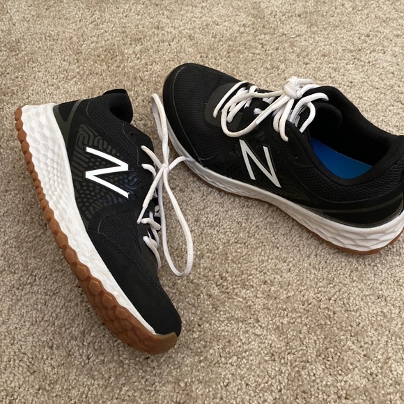 New Balance Other - Mens Fresh Foam 3000 v5 Turf Trainer New Balance